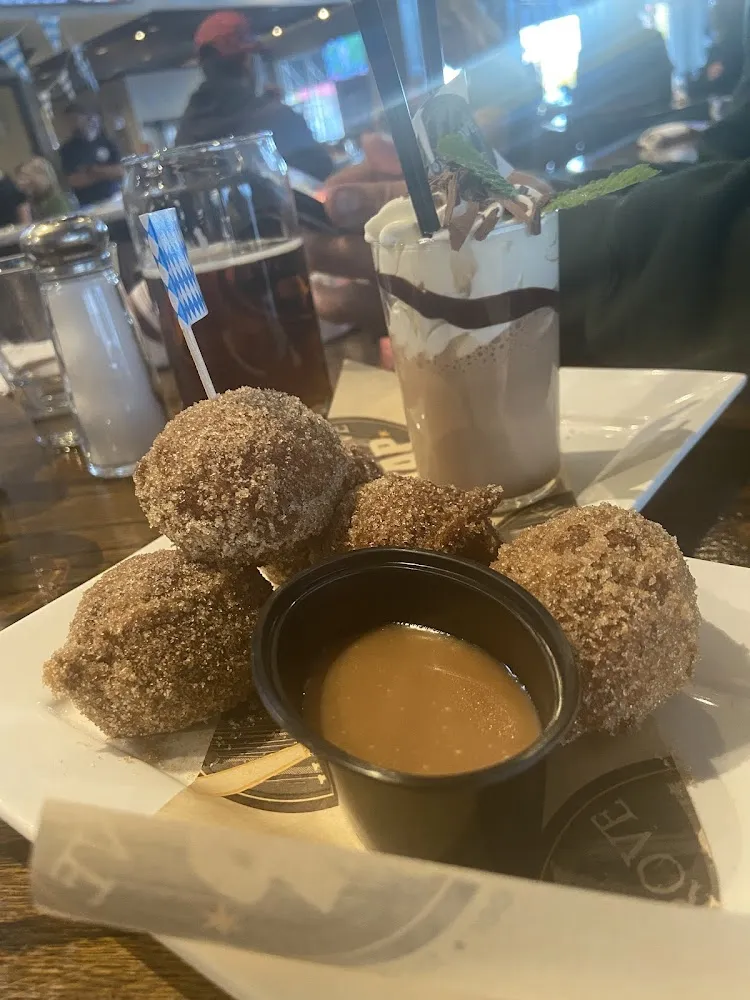 Apple Cider Cinnamon Donuts